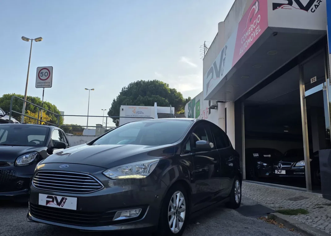 Ford C-Max 2016 - 10990 EUR, 117000 km - AUTO.MOTO.pt - 117000km - foto 1 de 22