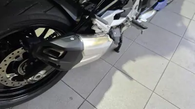 BMW F 900 R 2023 - 10900 EUR, 1060 km - AUTO.MOTO.pt - 1060km - foto 14 de 23