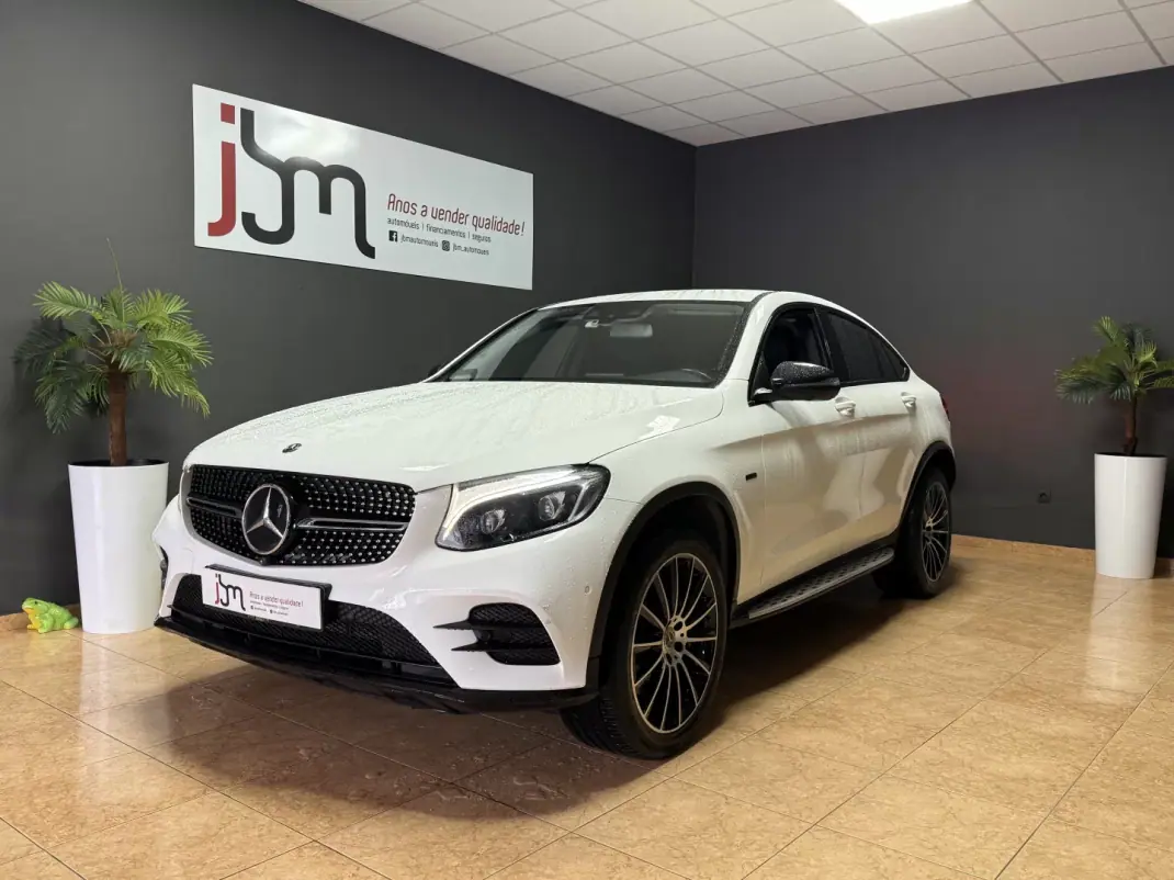 Mercedes-Benz GLC 350 2018 - 35990 EUR, 125987 km - AUTO.MOTO.pt - 125987km - foto 1 de 22