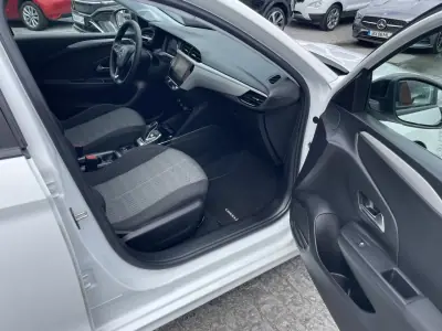 Opel Corsa-e 2020 - 13995 EUR, 61844 km - AUTO.MOTO.pt - 61844km - foto 18 de 40