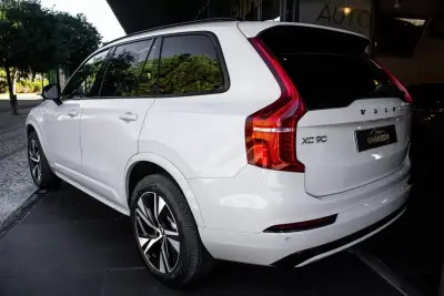 Volvo XC 90 2022 - 47000 EUR, 132399 km - AUTO.MOTO.pt - 132399km - foto 3 de 43