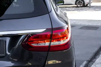 Mercedes-Benz C 220 2016 - 20900 EUR, 182084 km - AUTO.MOTO.pt - 182084km - foto 9 de 39
