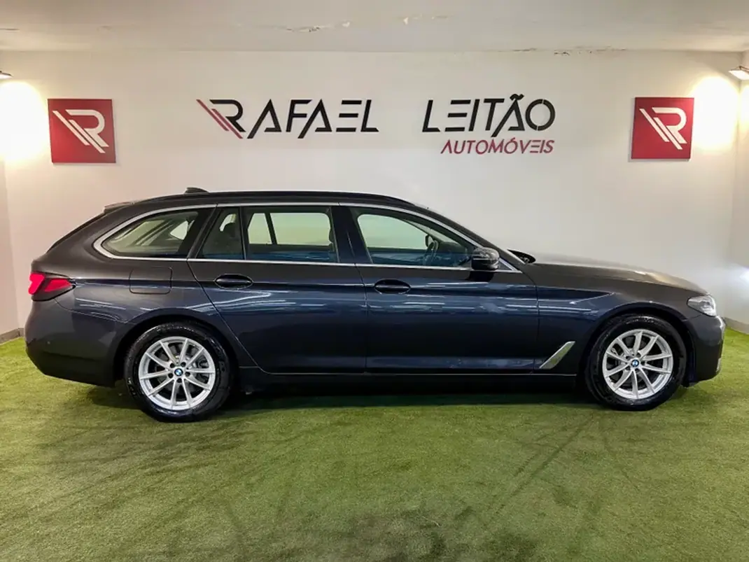 BMW 520 2023 - 34500 EUR, 83000 km - AUTO.MOTO.pt - 83000km - foto 5 de 36