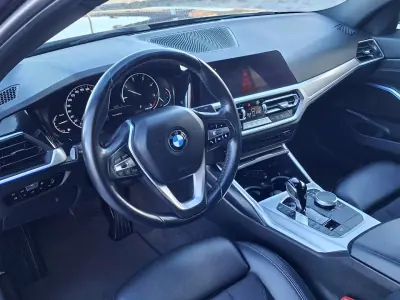 BMW 318 2019 - 28490 EUR, 74597 km - AUTO.MOTO.pt - 74597km - foto 9 de 18