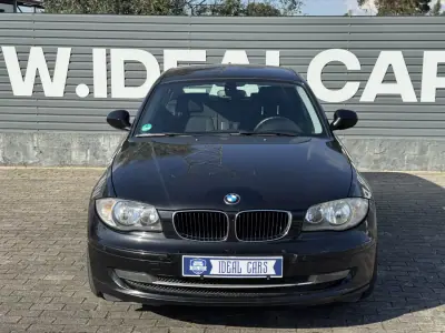 BMW 118 2010 - 11950 EUR, 215000 km - AUTO.MOTO.pt - 215000km - foto 6 de 24