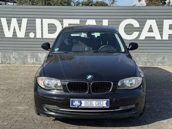 BMW 118 2010 - 11950 EUR, 215000 km - AUTO.MOTO.pt - 215000km - foto 6 de 24