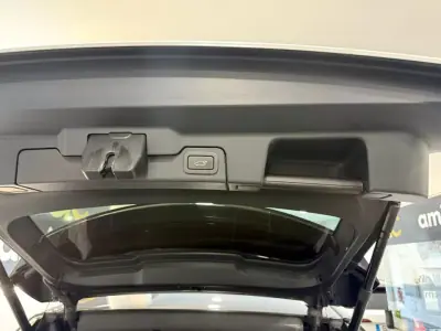 Land Rover Range Rover Evoque 2017 - 22950 EUR, 113405 km - AUTO.MOTO.pt - 113405km - foto 11 de 30