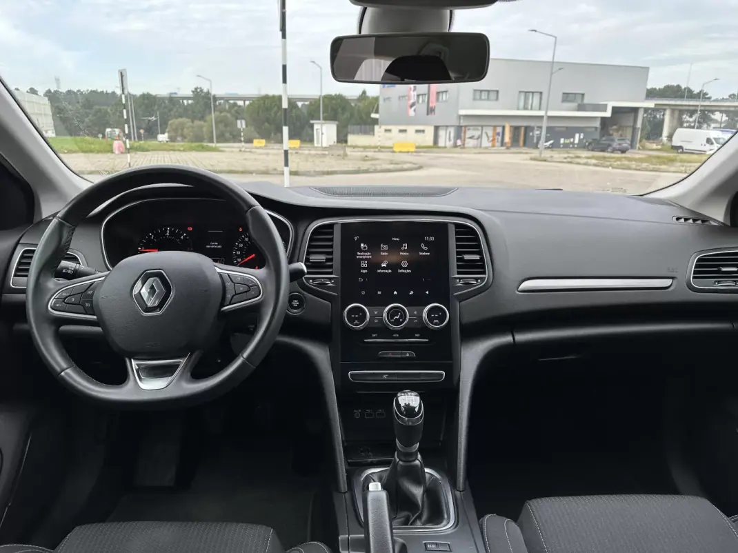 Renault Mégane Sport Tourer 2022 - 18990 EUR, 143000 km - 143000km - foto 10 de 18