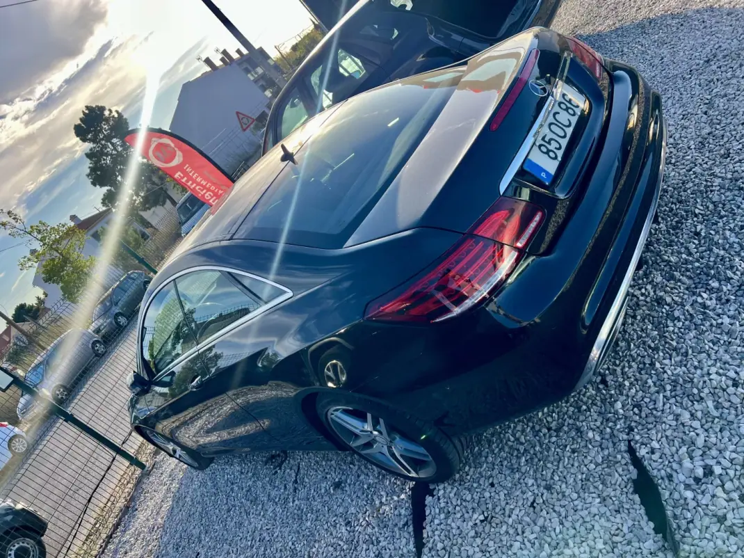 Mercedes-Benz E 250 2013 - 11999 EUR, 384000 km - 384000km - foto 5 de 9
