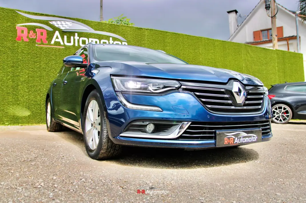 Renault Talisman Sport Tourer 2016 - 14750 EUR, 104000 km - AUTO.MOTO.pt - 104000km - foto 5 de 46