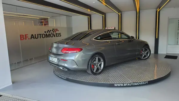 Mercedes-Benz C 250 2018 - 23900 EUR, 230857 km - 230857km - foto 7 de 48