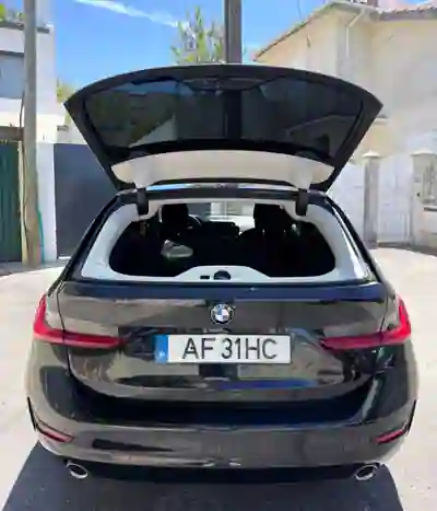 BMW 320 2021 - 23000 EUR, 135000 km - foto 5 de 9
