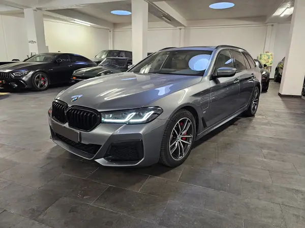 BMW 530e 2021