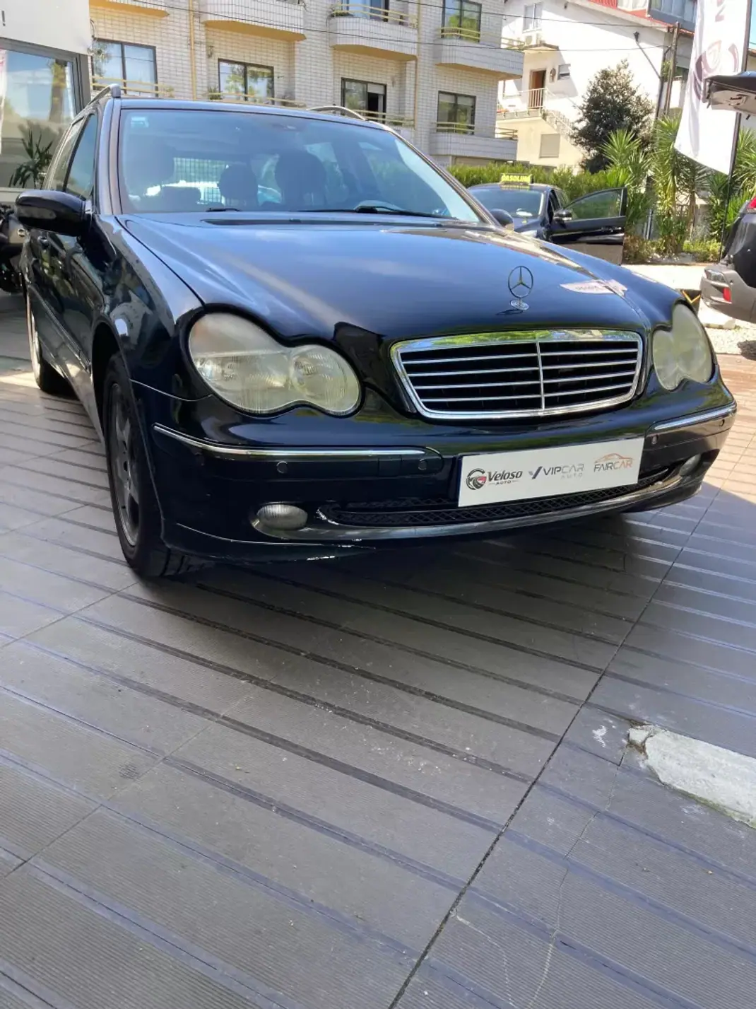 Mercedes-Benz C 180 2003 - 6000 EUR, 321000 km - AUTO.MOTO.pt - 321000km - foto 2 de 17