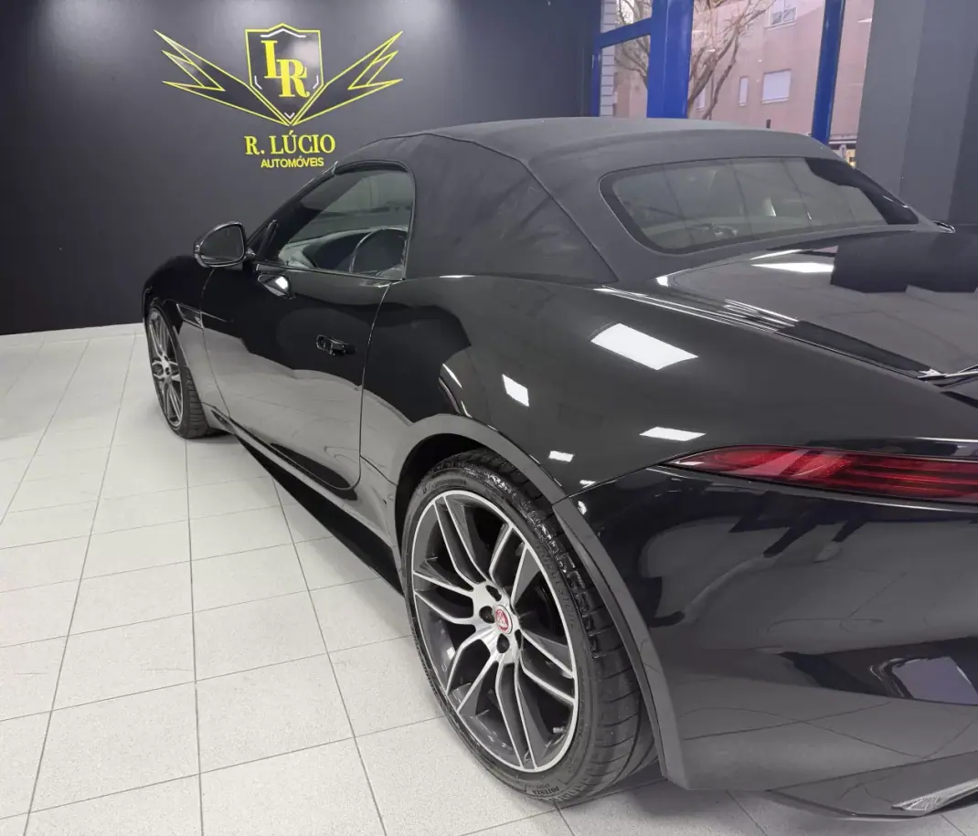 Jaguar F-Type 2021 - 60000 EUR, 42001 km - AUTO.MOTO.pt - 42001km - foto 27 de 56