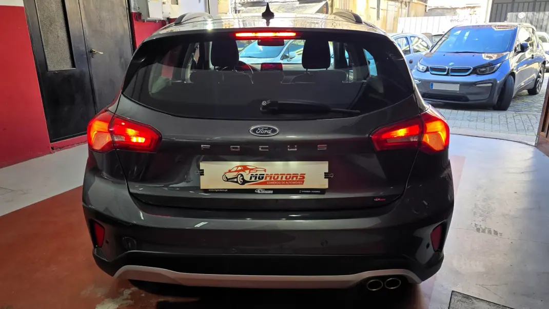 Ford Focus 2020 - 15990 EUR, 90544 km - AUTO.MOTO.pt - 90544km - foto 6 de 51
