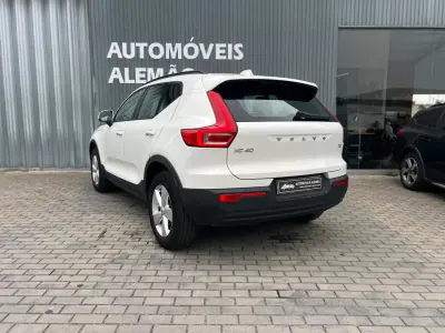 Volvo XC 40 2022 - 26000 EUR, 58043 km - 58043km - foto 7 de 15