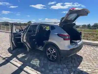 Nissan Qashqai 2017 - 13500 EUR, 155000 km - 155000km - foto 12 de 12