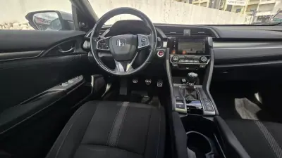 Honda Civic 2017 - 17950 EUR, 128483 km - AUTO.MOTO.pt - 128483km - foto 18 de 30