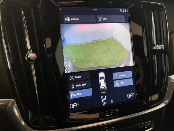 Volvo V90 Cross Country 2017 - 23500 EUR, 213000 km - AUTO.MOTO.pt - 213000km - foto 30 de 44