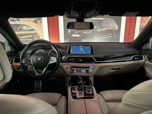BMW 730 2017 - 44990 EUR, 79085 km - AUTO.MOTO.pt - 79085km - foto 30 de 30