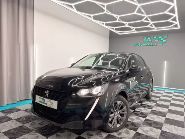 Peugeot e-208 2022