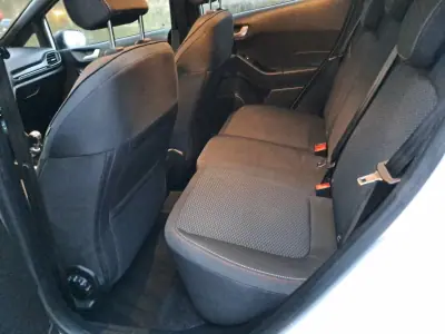 Ford Fiesta 2018 - 12990 EUR, 169000 km - AUTO.MOTO.pt - 169000km - foto 12 de 16