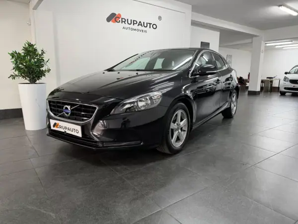 Volvo V40 2014