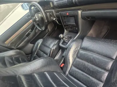 Audi A4 Avant 2001 - 2250 EUR, 372500 km - 372500km - foto 6 de 17