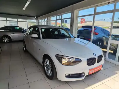 BMW 116 2013 - 10750 EUR, 215400 km - AUTO.MOTO.pt - 215400km - foto 2 de 34