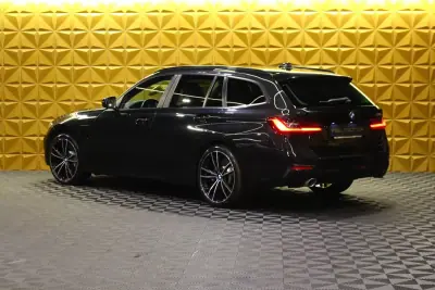 BMW 320 2021 - 26800 EUR, 137000 km - AUTO.MOTO.pt - 137000km - foto 10 de 28