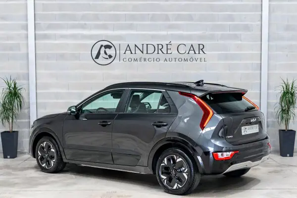 Kia e-Niro 2023 - 26950 EUR, 53564 km - AUTO.MOTO.pt - 53564km - foto 7 de 51