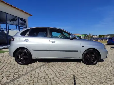 SEAT Ibiza 2008 — foto 5 de 21