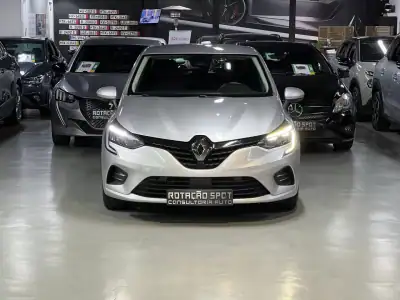 Renault Clio 2021 - 12990 EUR, 80000 km - AUTO.MOTO.pt - 80000km - foto 3 de 20