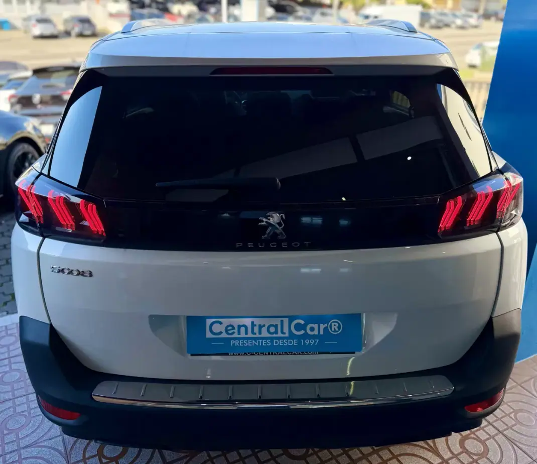 Peugeot 5008 2024 - 27950 EUR, 40000 km - AUTO.MOTO.pt - 40000km - foto 10 de 32