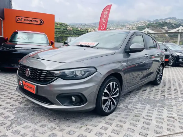Fiat Tipo 2020 - 12950 EUR, 102030 km - AUTO.MOTO.pt - 102030km - foto 3 de 12