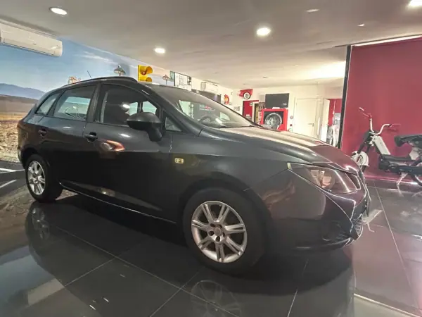 SEAT Ibiza ST 2011 - 5500 EUR, 213774 km - 213774km - foto 7 de 19