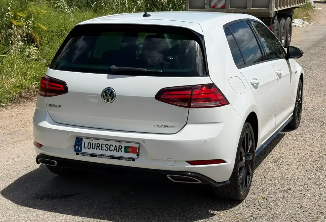 Volkswagen Golf 2019 - 13995 EUR, 169500 km - AUTO.MOTO.pt - 169500km - foto 29 de 41