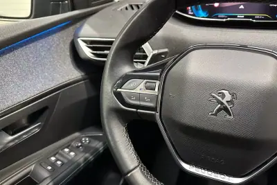 Peugeot 3008 2021 - 23450 EUR, 45084 km - AUTO.MOTO.pt - 45084km - foto 42 de 51