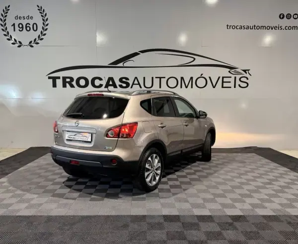 Nissan Qashqai 2009 - 8990 EUR, 201855 km - AUTO.MOTO.pt - 201855km - foto 28 de 31