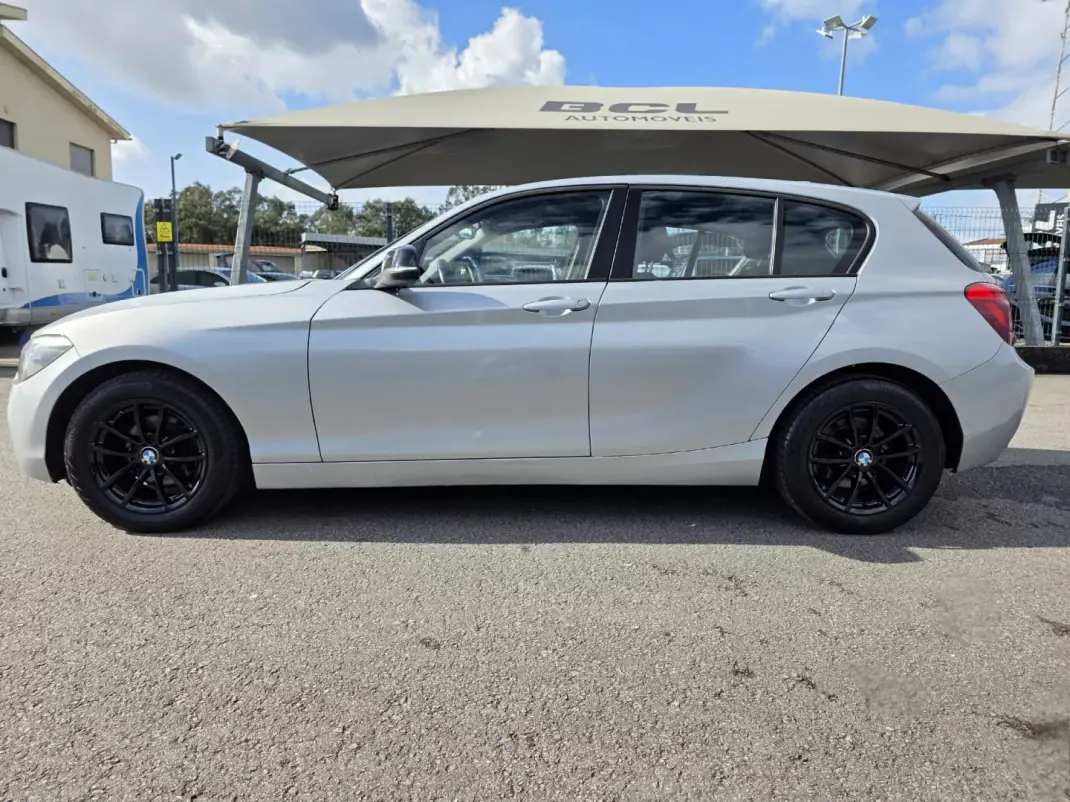 BMW 116 2014 - 11990 EUR, 180000 km - AUTO.MOTO.pt - 180000km - foto 5 de 32