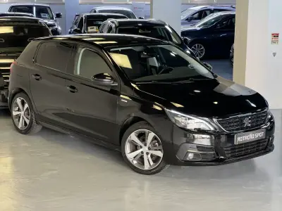 Peugeot 308 2019 - 10990 EUR, 130000 km - 130000km - foto 11 de 38