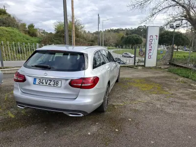 Mercedes-Benz C 200 2019 - 24250 EUR, 95512 km - AUTO.MOTO.pt - 95512km - foto 26 de 27