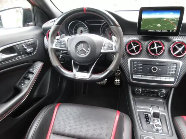 Mercedes-Benz A 45 AMG 2017 - 38990 EUR, 110000 km - AUTO.MOTO.pt - 110000km - foto 38 de 56