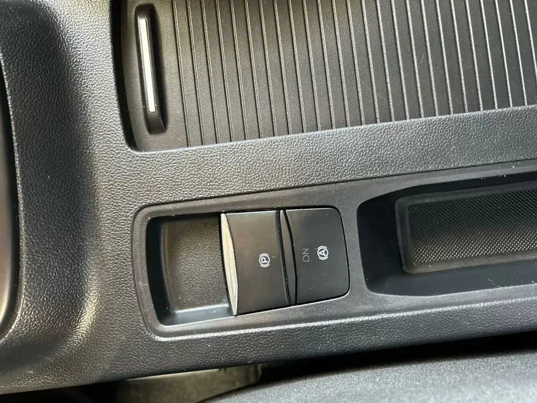 Ford 2020 - 12000 EUR, 149280 km - 149280km - foto 33 de 36