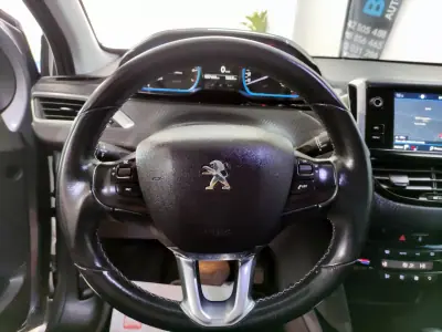 Peugeot 2008 2018 - 13250 EUR, 37000 km - AUTO.MOTO.pt - 37000km - foto 18 de 31