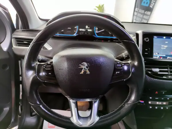Peugeot 2008 2018 - 13250 EUR, 37000 km - AUTO.MOTO.pt - 37000km - foto 18 de 31