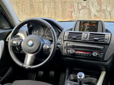 BMW 116 2013 - 11000 EUR, 260000 km - AUTO.MOTO.pt - 260000km - foto 14 de 25