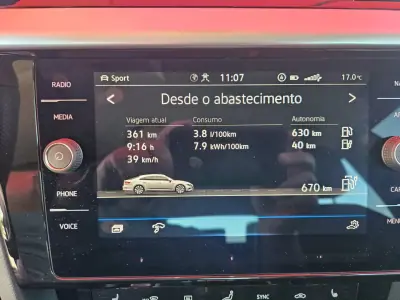 Volkswagen Arteon 2022 - 30500 EUR, 32500 km - AUTO.MOTO.pt - 32500km - foto 33 de 51
