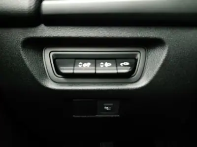 Renault Zoe 2023 - 19490 EUR, 56678 km - 56678km - foto 24 de 28